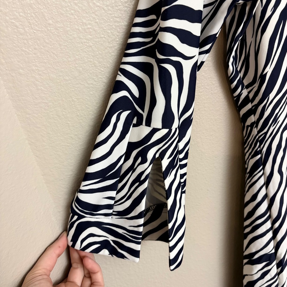 Jude Connally Megan Dress Small Zebra Print Shift 3/4 Sleeve V-Neck Stretch USA - Picture 4 of 9